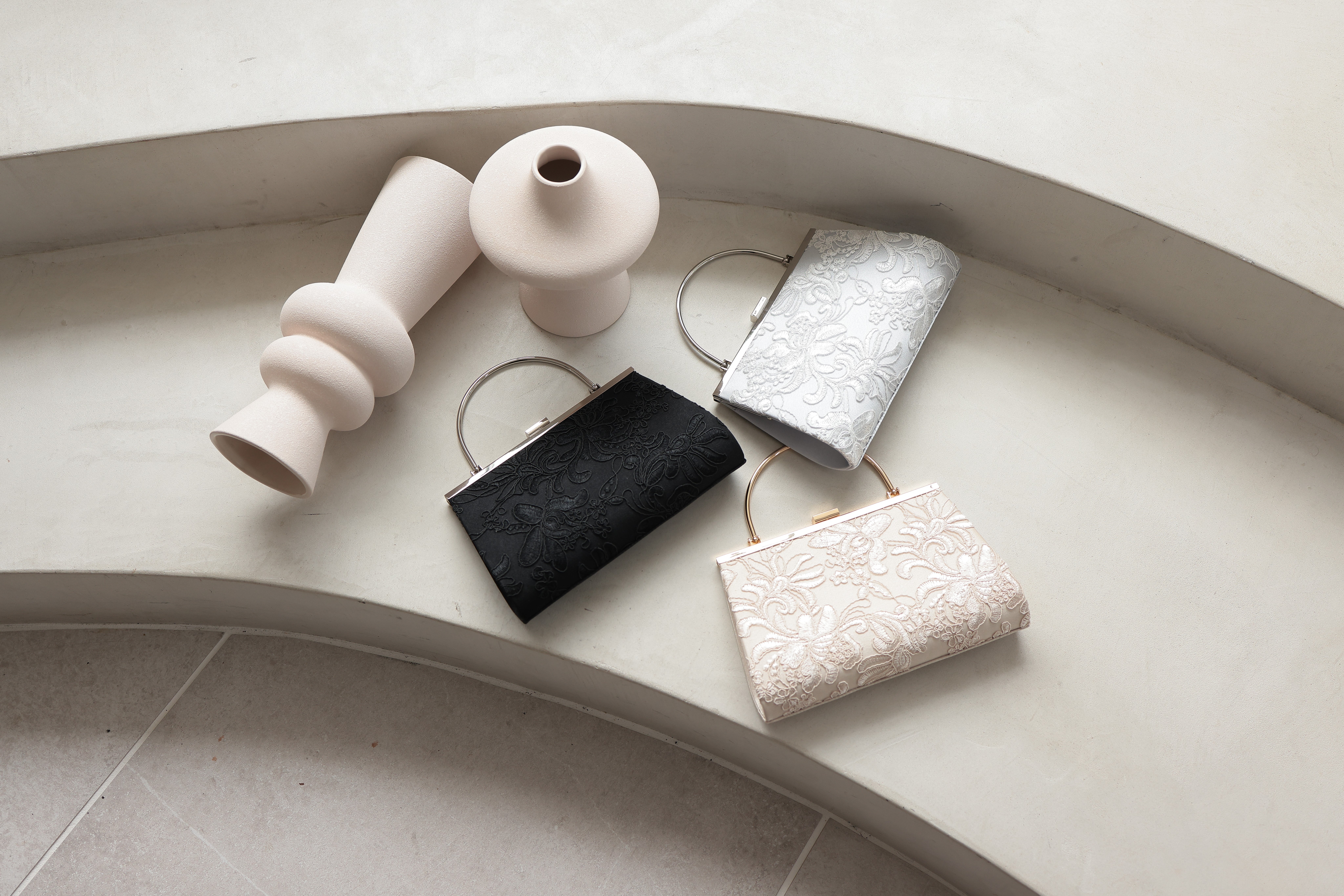 [レンタル] アートマリー 刺繍デザインパーティーバッグ ブラックの宅配レンタル - 7