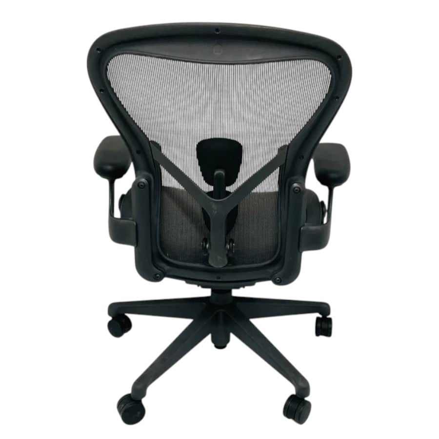 [レンタル] ハーマンミラー Aeron Chair(アーロンチェア) リマスタード※固定肘※ オフィスチェア ※1都3県のみ対応 - 4