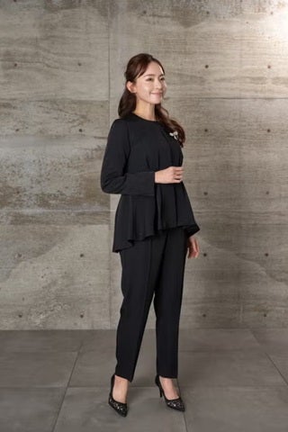 [レンタル] BELINDA DE CAPRIS ノーカラータック テーパード2P レディーススーツの宅配レンタル - 9