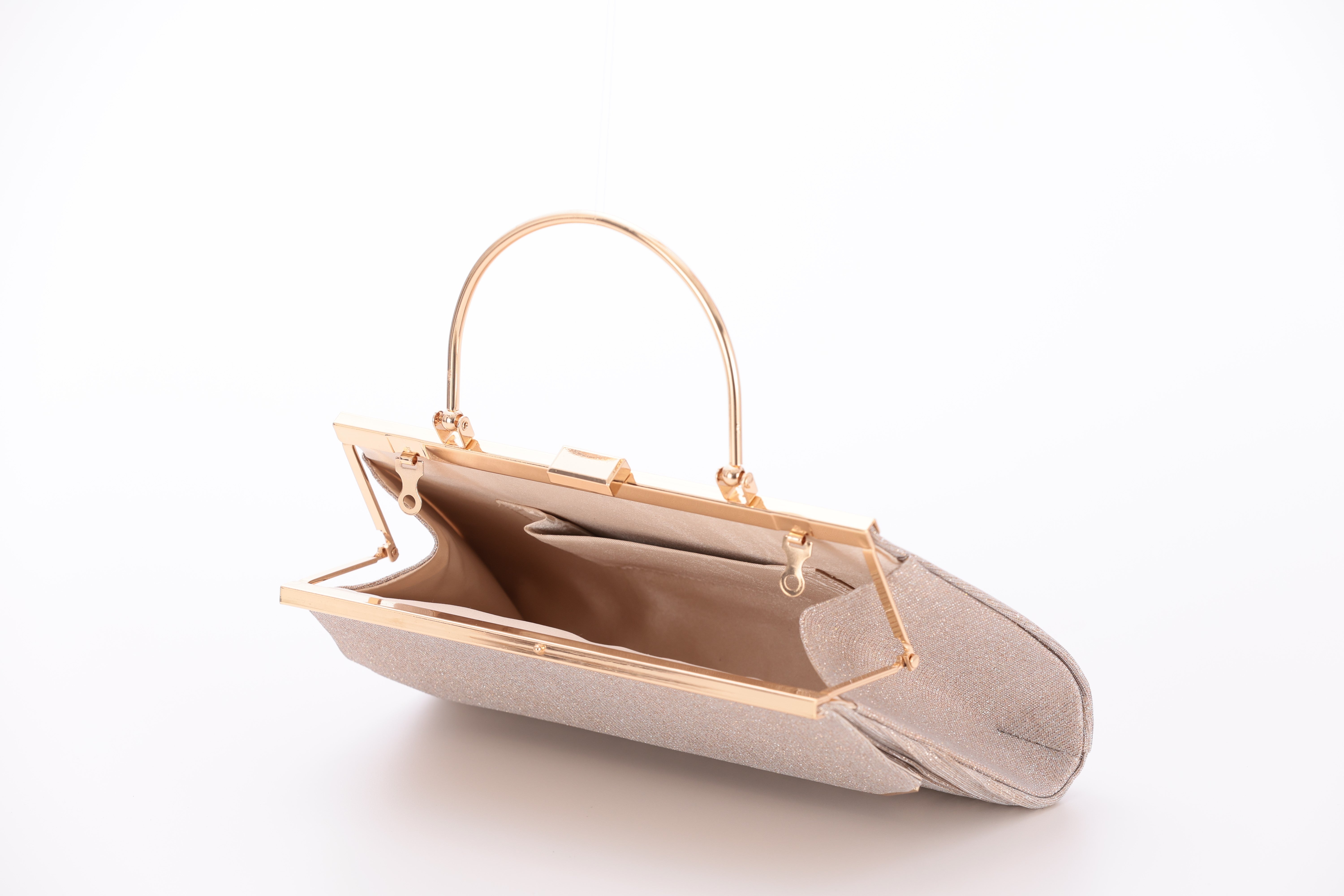 [レンタル] アートマリー ラメプリーツハンドル付きパーティーバッグ ベージュの宅配レンタル - 5