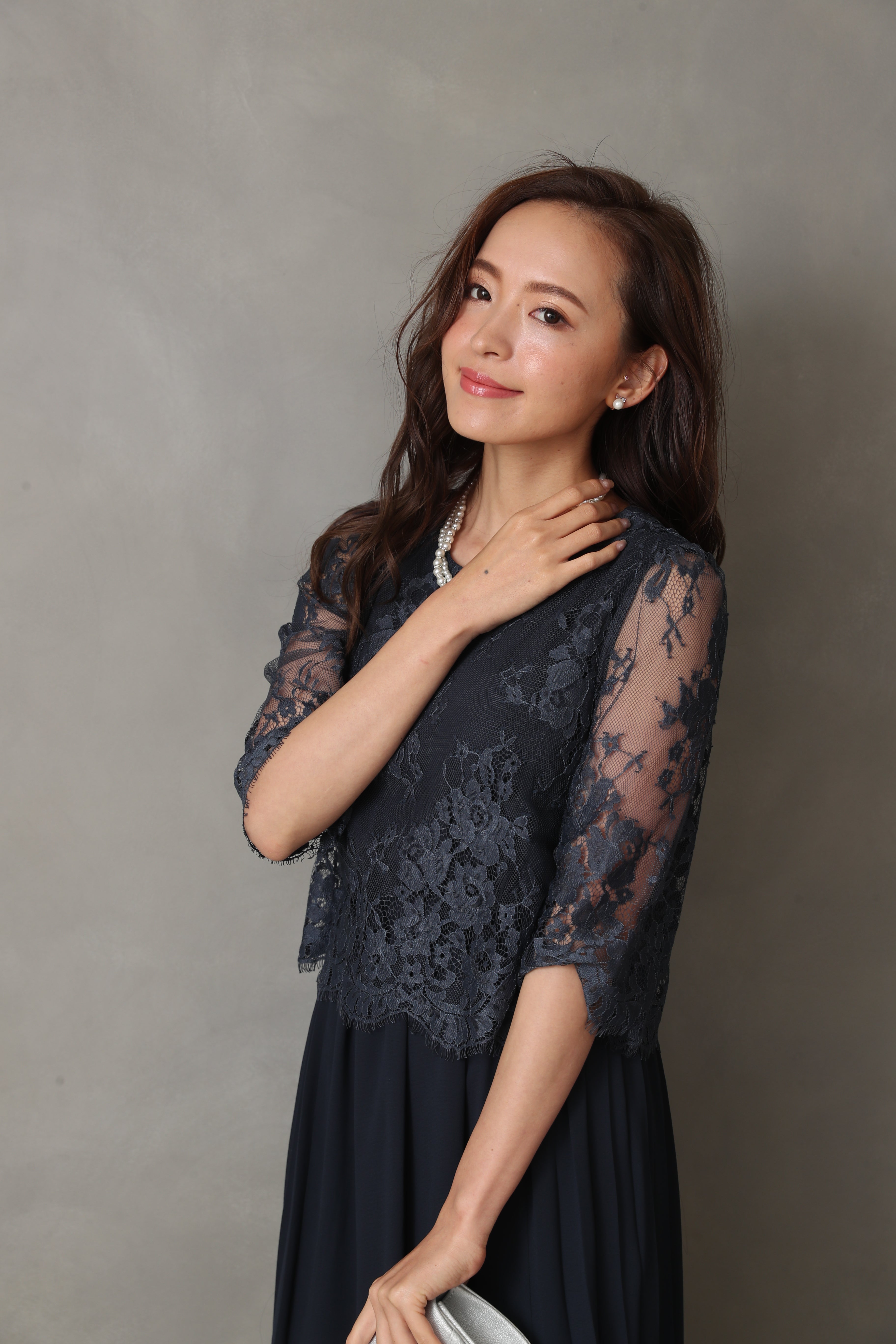 [レンタル] BELINDA DE CAPRIS サイドプリーツ レーススリーブ ワンピースドレス ネイビーの宅配レンタル - 39