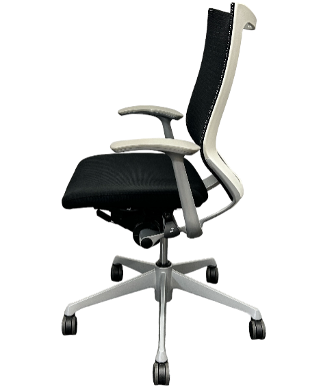 [レンタル] オカムラ オフィスチェア バロン ハイバック 固定肘 - 3