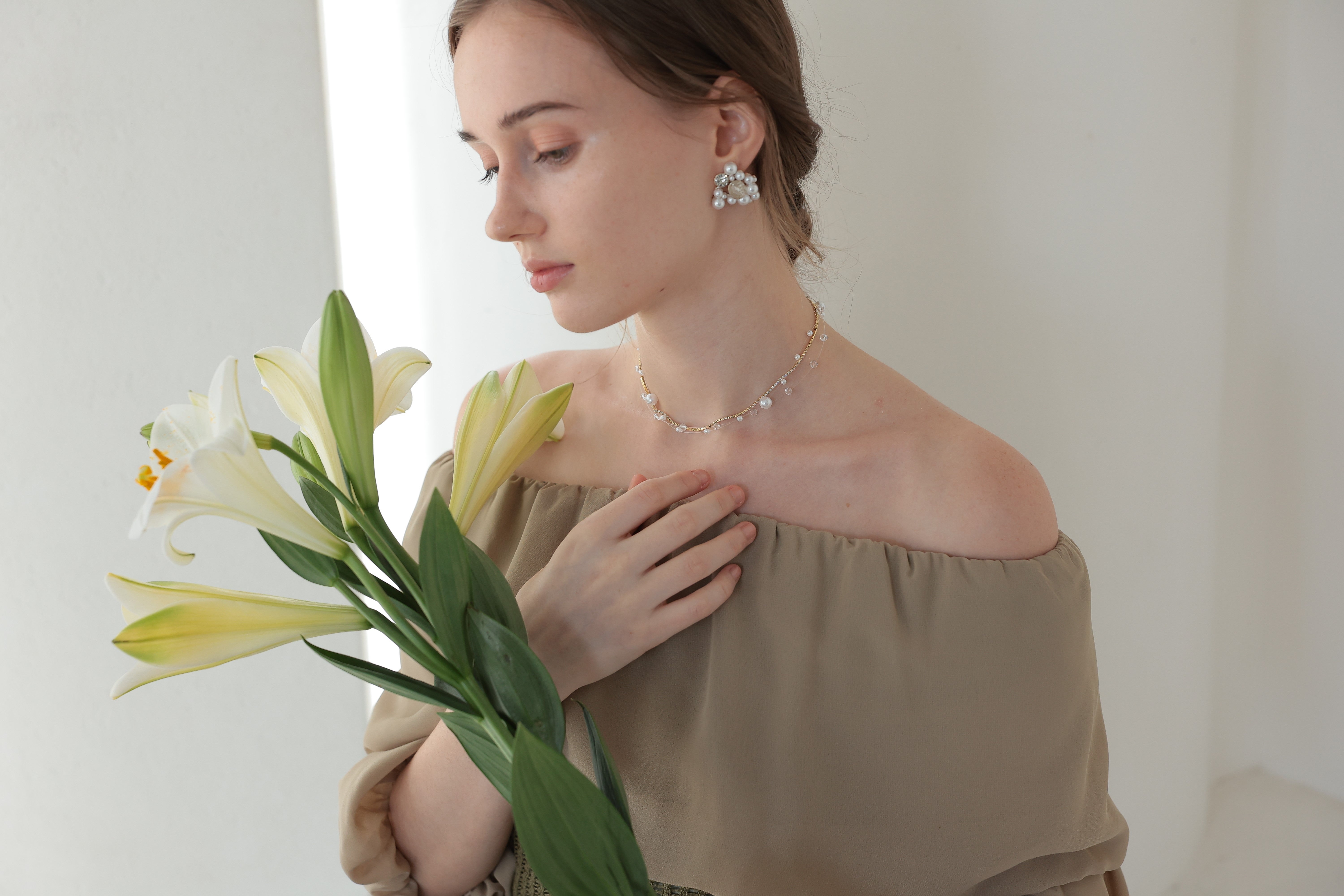 [レンタル] アートマリー 2WAYの3層ビジューパールネックレス シルバーの宅配レンタル - 7