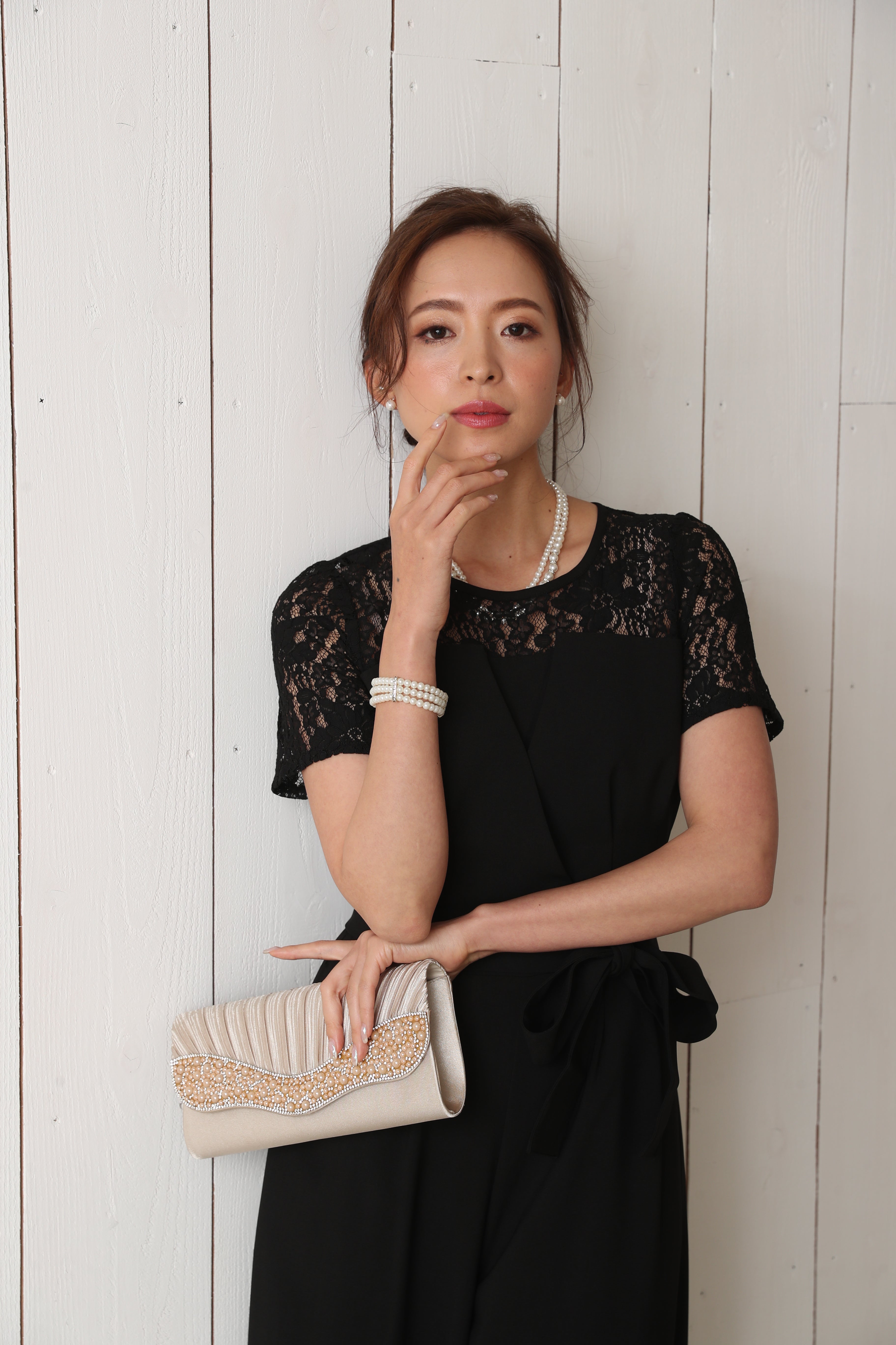 [レンタル] BELINDA DE CAPRIS 袖付きタックテーパード オールインワン パンツドレス ブラックの宅配レンタル - 24