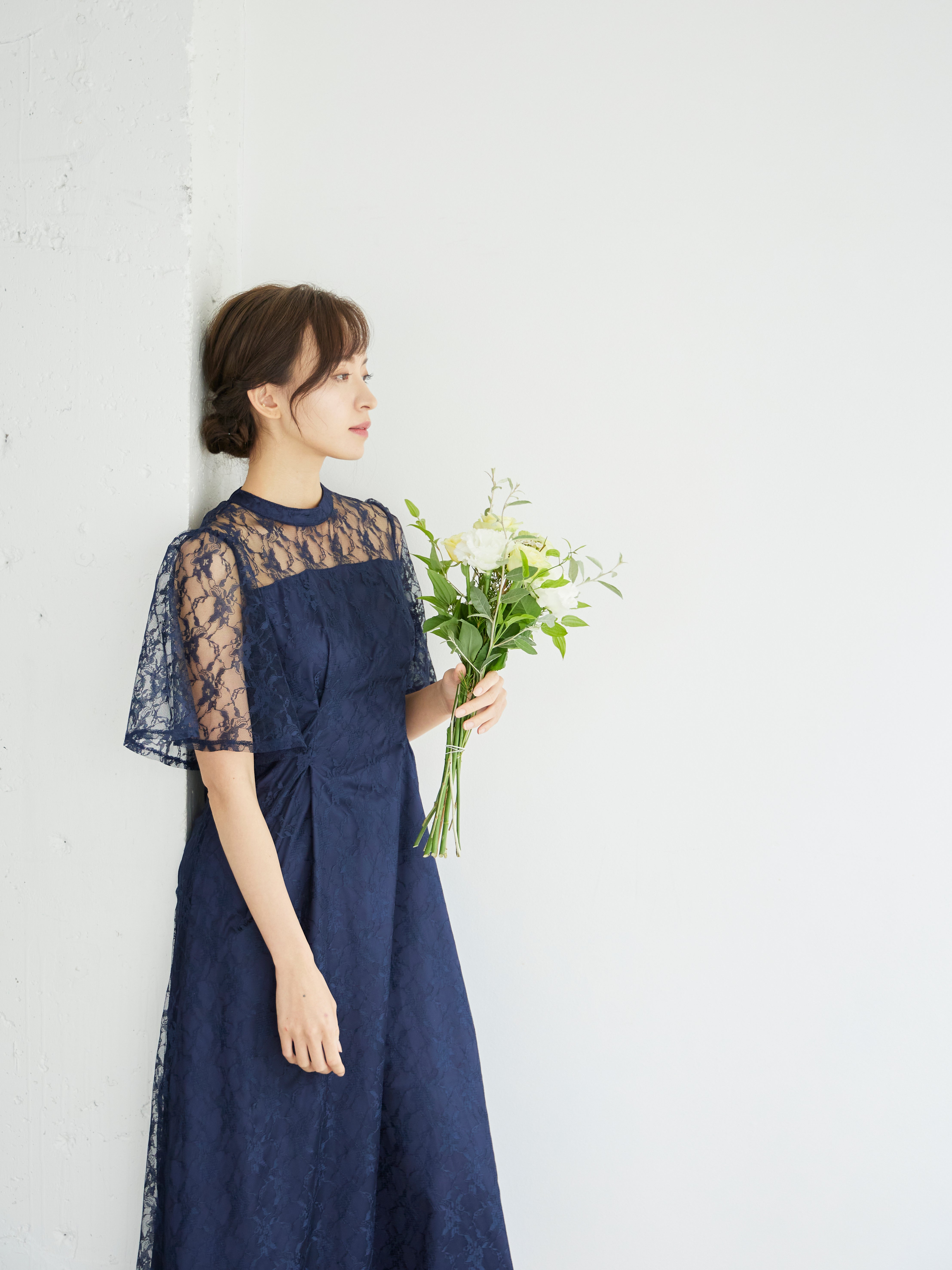 [レンタル] BELINDA DE CAPRIS 総レースフレア袖 ハイネック ワンピースドレス ネイビーの宅配レンタル - 15