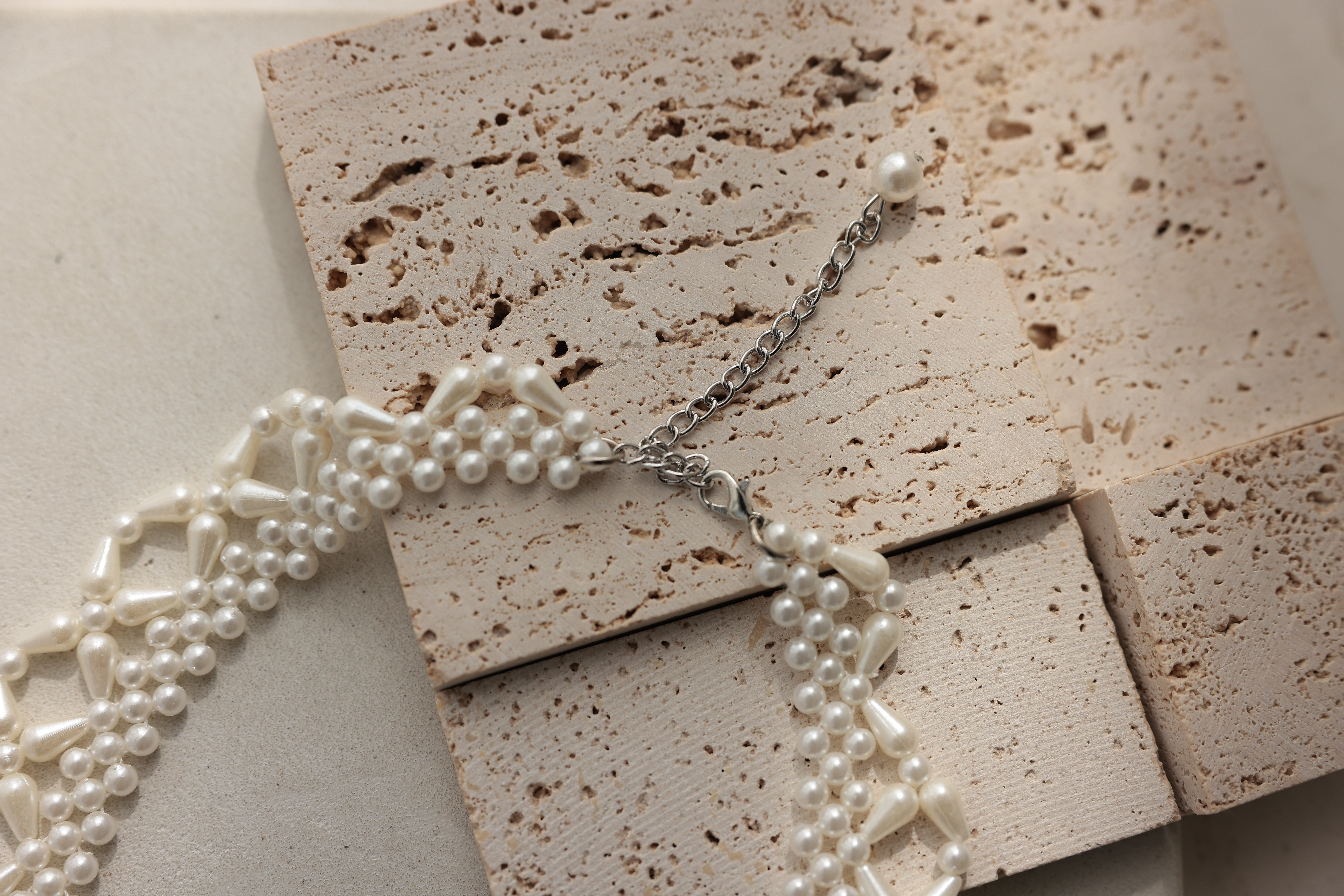 [レンタル] アートマリー スカラップ編み上げパールネックレス ホワイトの宅配レンタル - 3