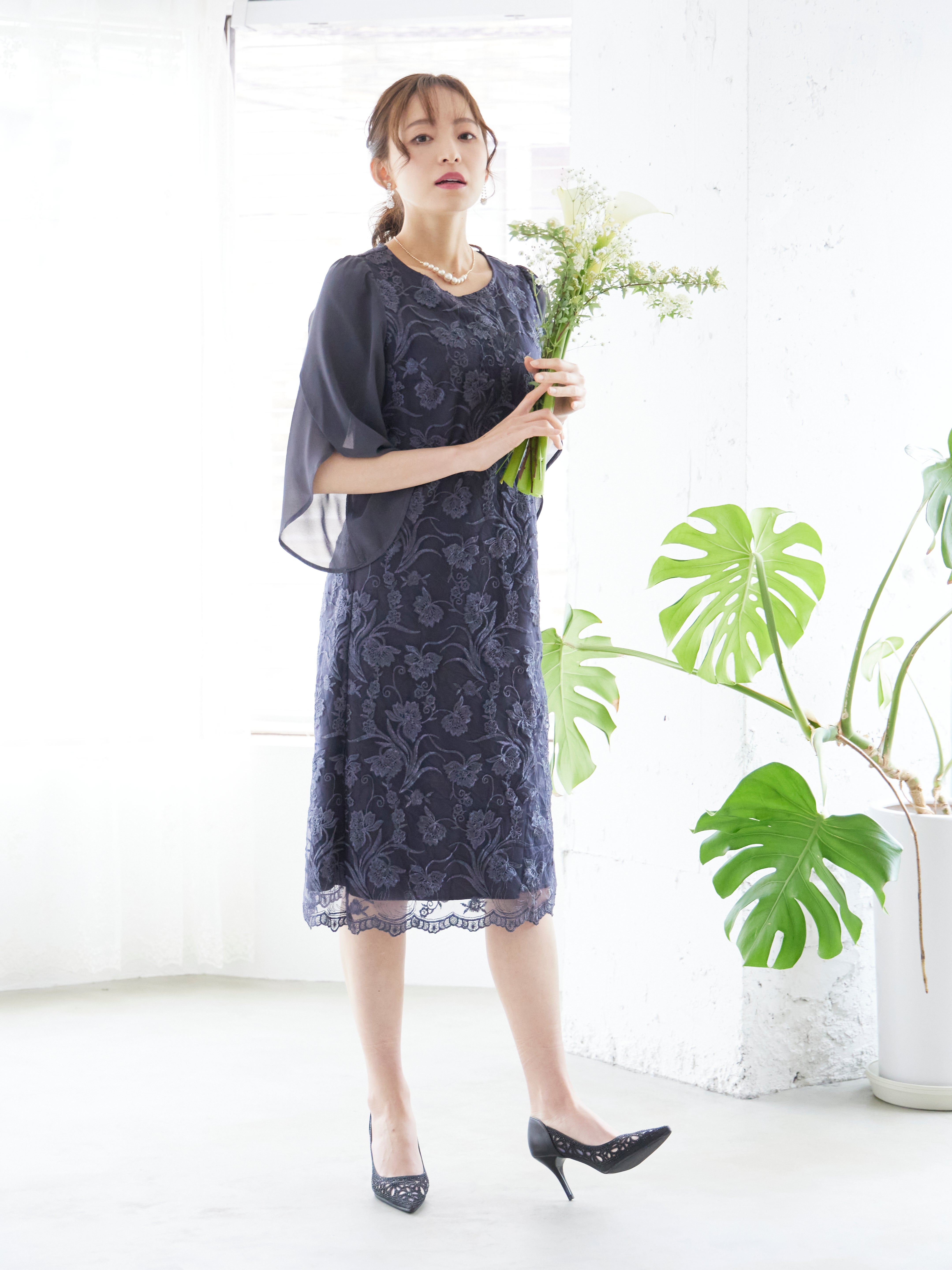 [レンタル] BELINDA DE CAPRIS 刺繍2枚袖 ワンピースドレス グレーの宅配レンタル - 5