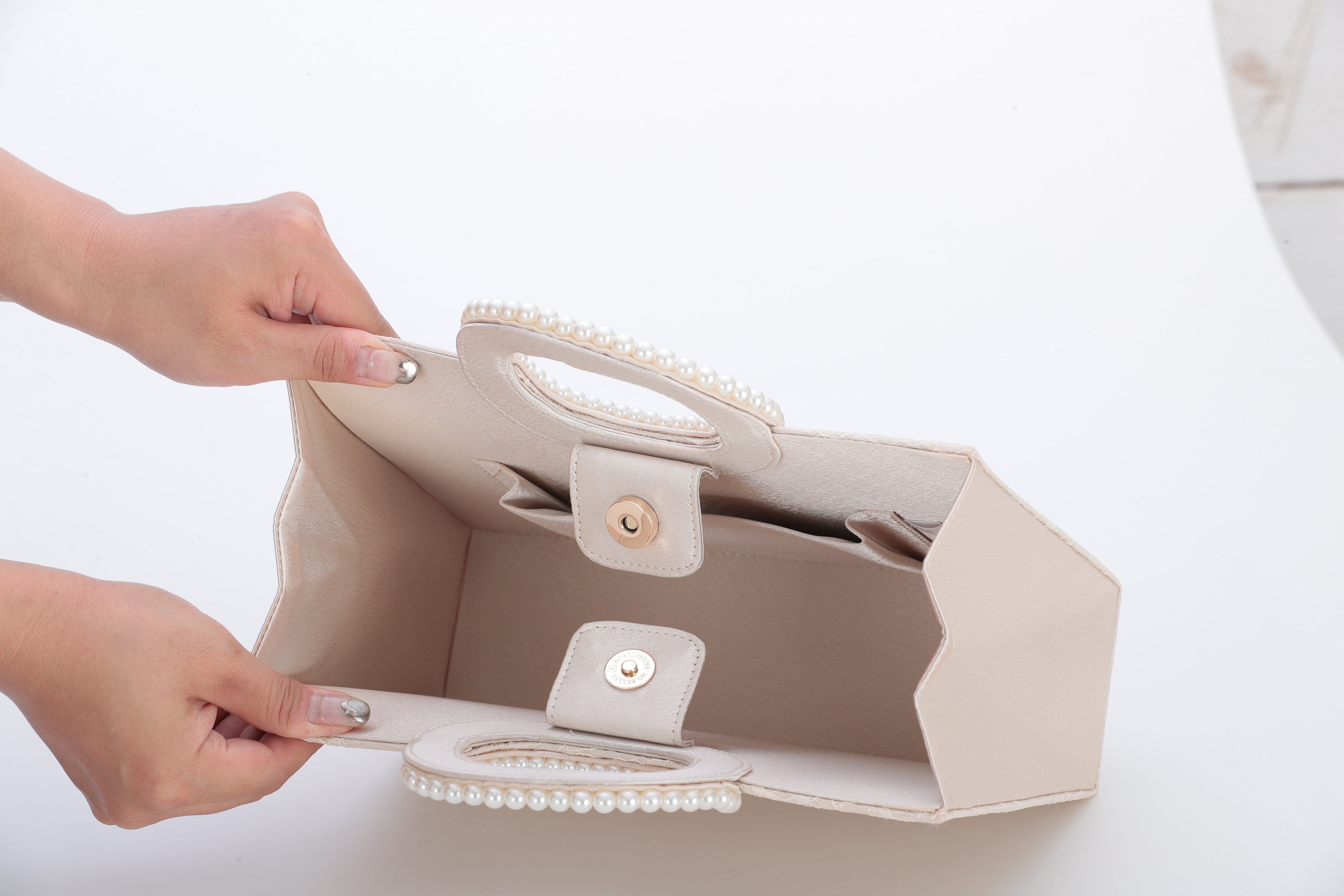 [レンタル] アートマリー Ava バッグ ベージュの宅配レンタル - 5