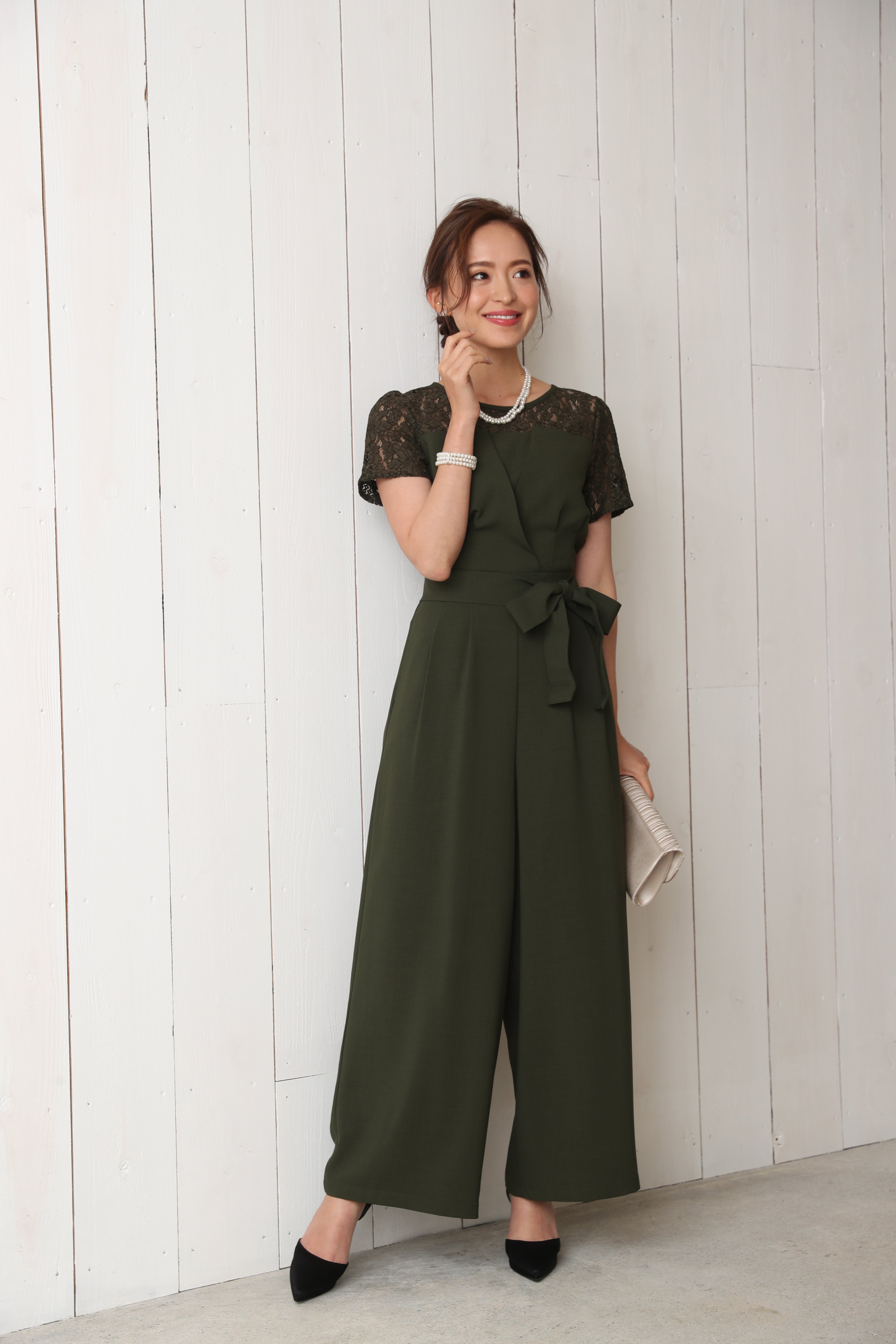 [レンタル] BELINDA DE CAPRIS 袖付きタックテーパード オールインワン パンツドレス カーキの宅配レンタル - 16