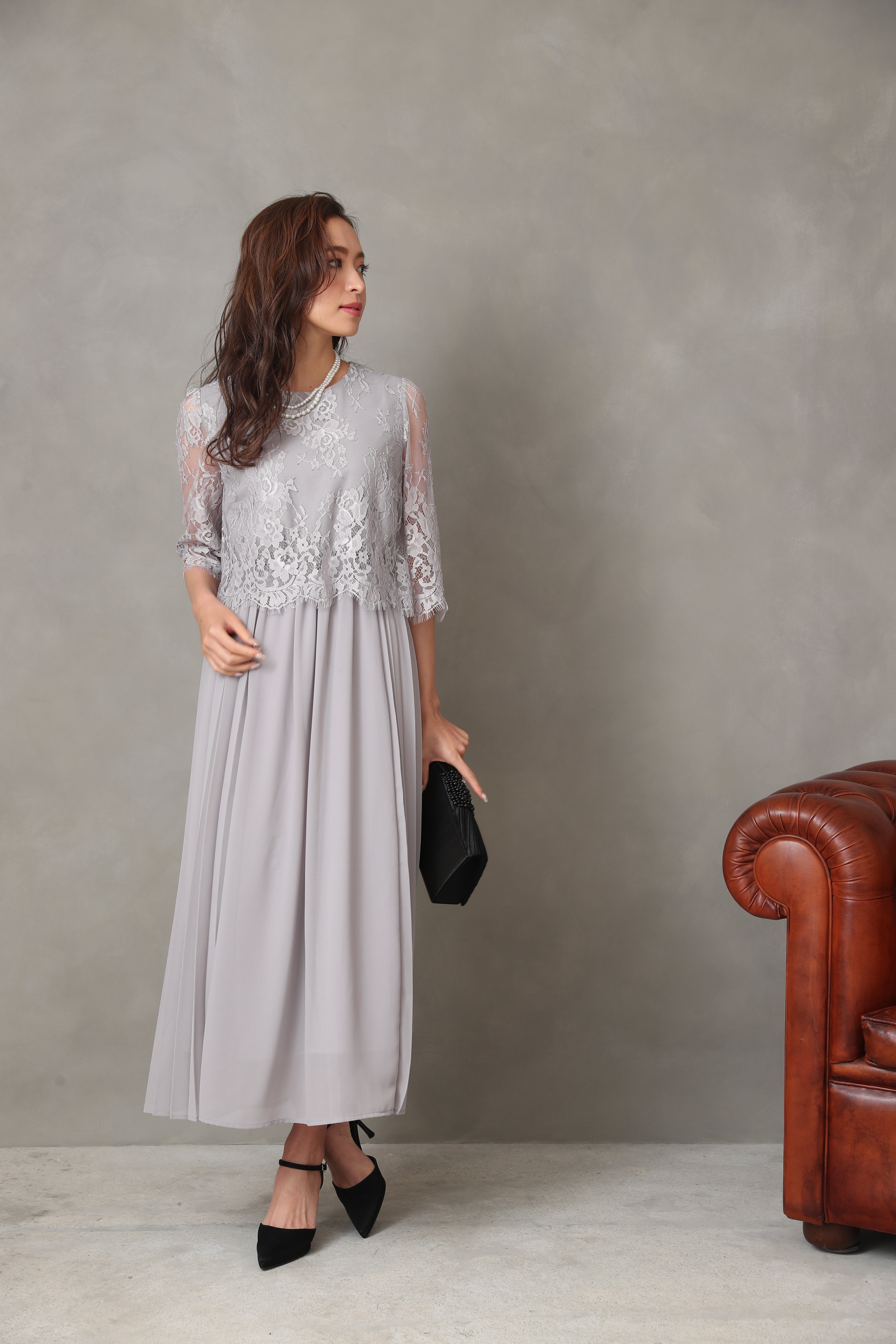 [レンタル] BELINDA DE CAPRIS サイドプリーツ レーススリーブ ワンピースドレス グレーの宅配レンタル - 4