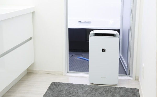 シャープ CM-R100-W 除湿機 2024年製 レンタル] シャープ コンプレッサー方式 衣類乾燥除湿機 CM-R100-W