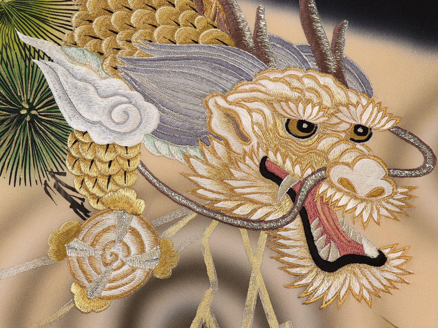 [レンタル] 男の子 お宮参り 産着 レンタル6点フルセット 正絹 刺繍龍虎 黒色の宅配レンタル - 4