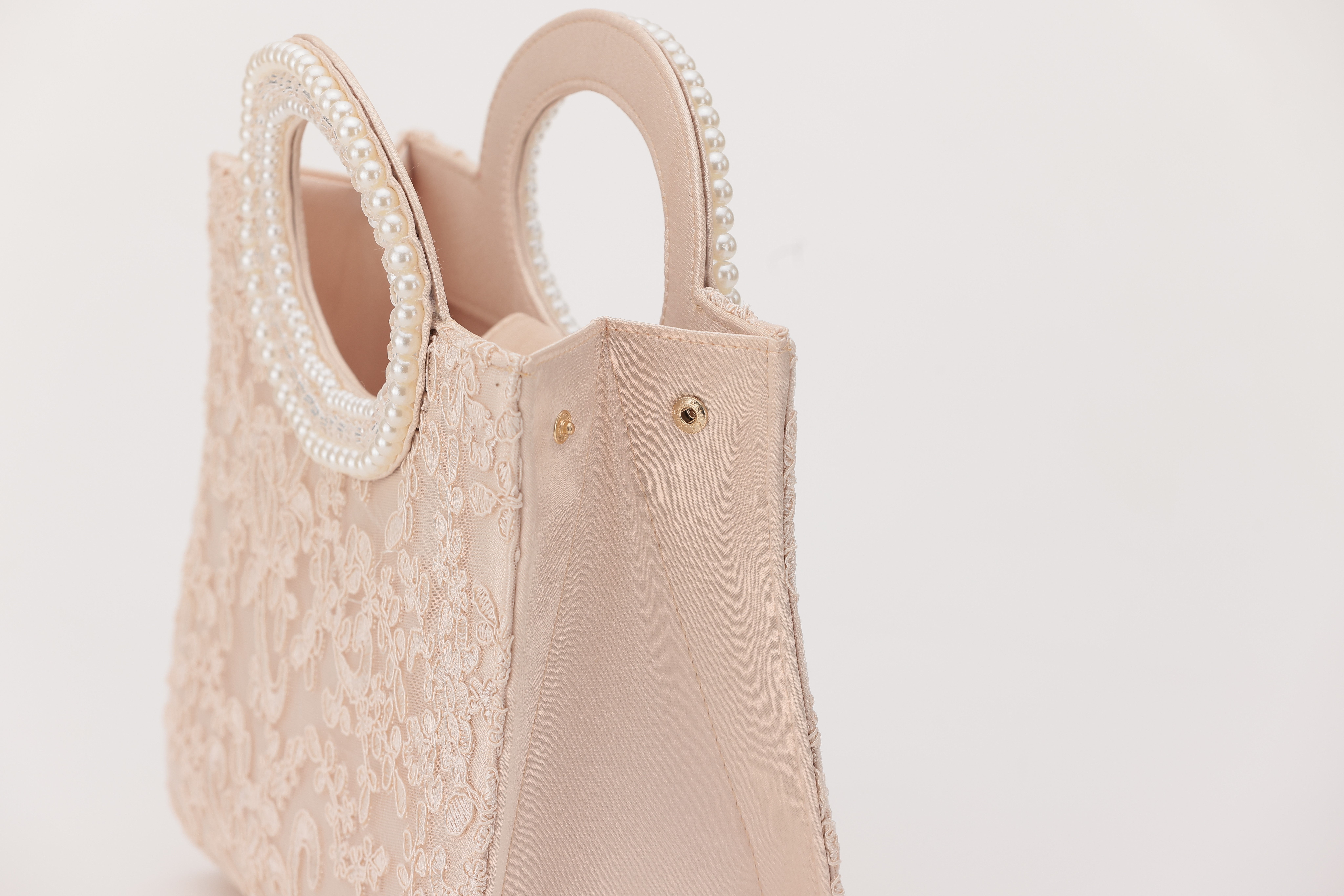 [レンタル] アートマリー ハンドパール刺繍パーティーバッグ ベージュの宅配レンタル - 7