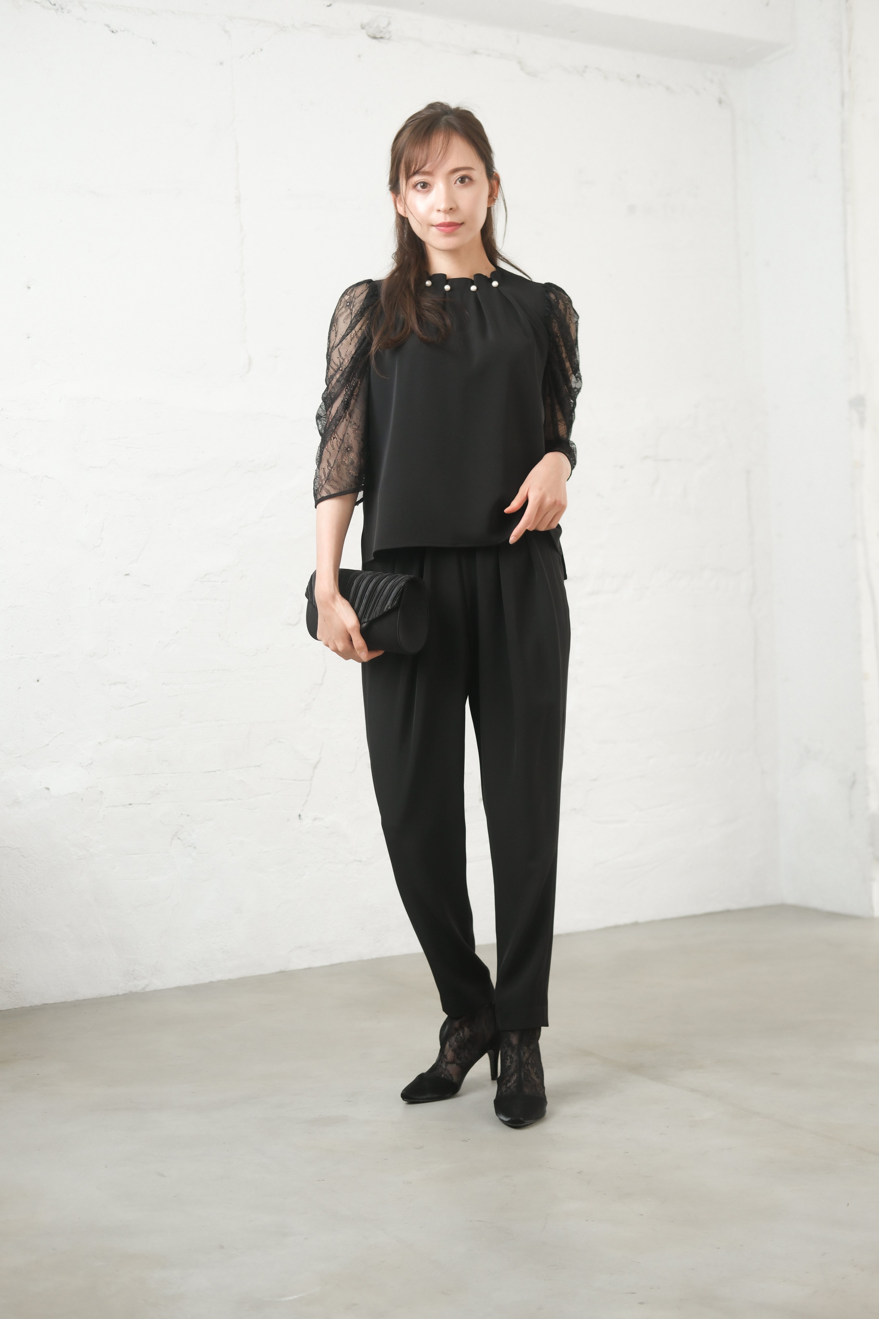 [レンタル] BELINDA DE CAPRIS パールボタン付き セットアップ パンツドレス ブラックの宅配レンタル - 10