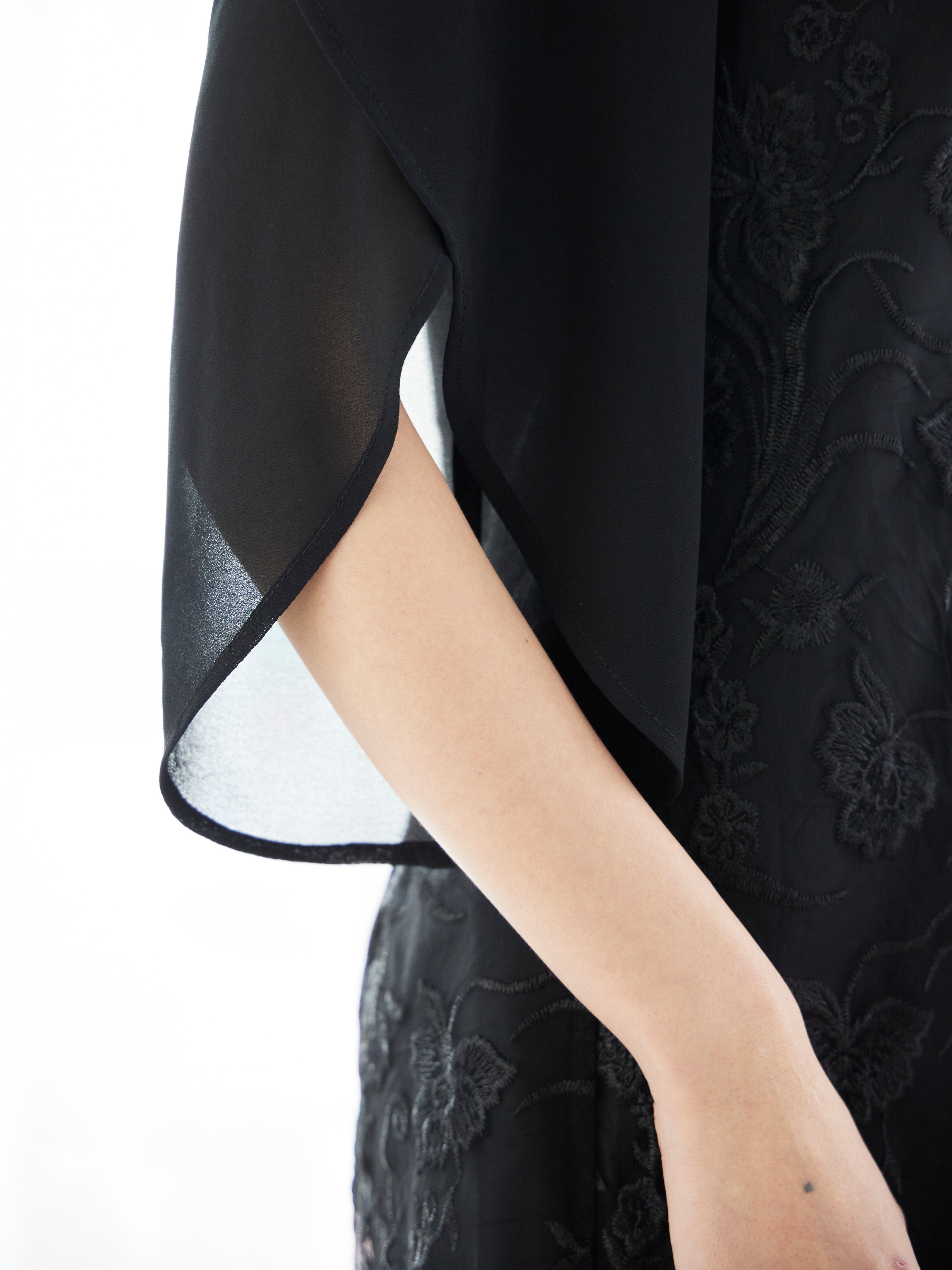 [レンタル] BELINDA DE CAPRIS 刺繍2枚袖 ワンピースドレス ブラックの宅配レンタル - 11