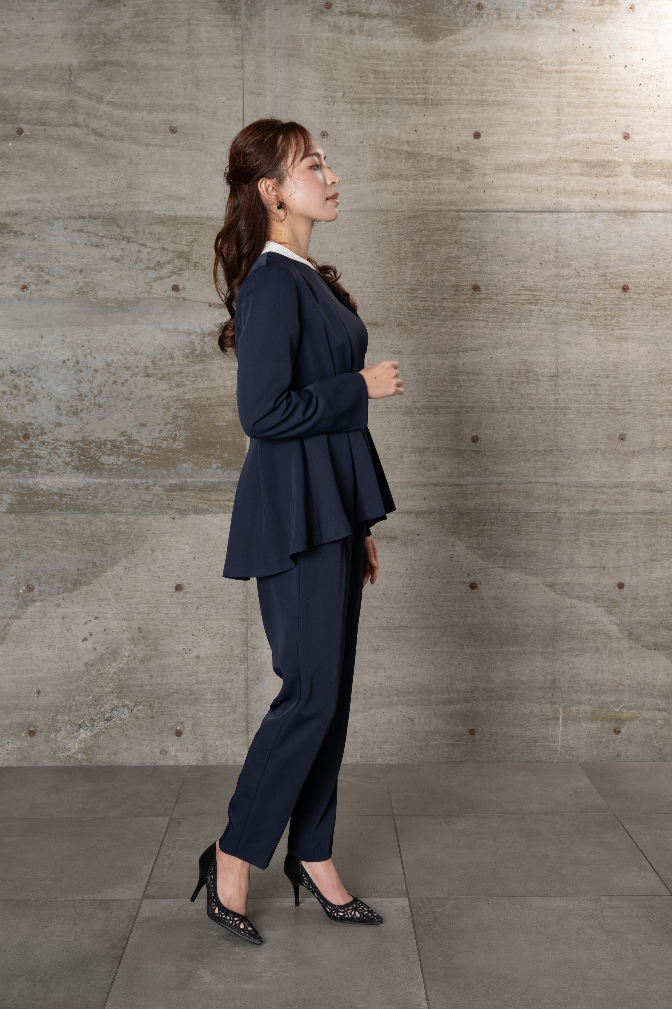 [レンタル] BELINDA DE CAPRIS ノーカラーAラインジャケット テーパード2P レディーススーツの宅配レンタル - 10