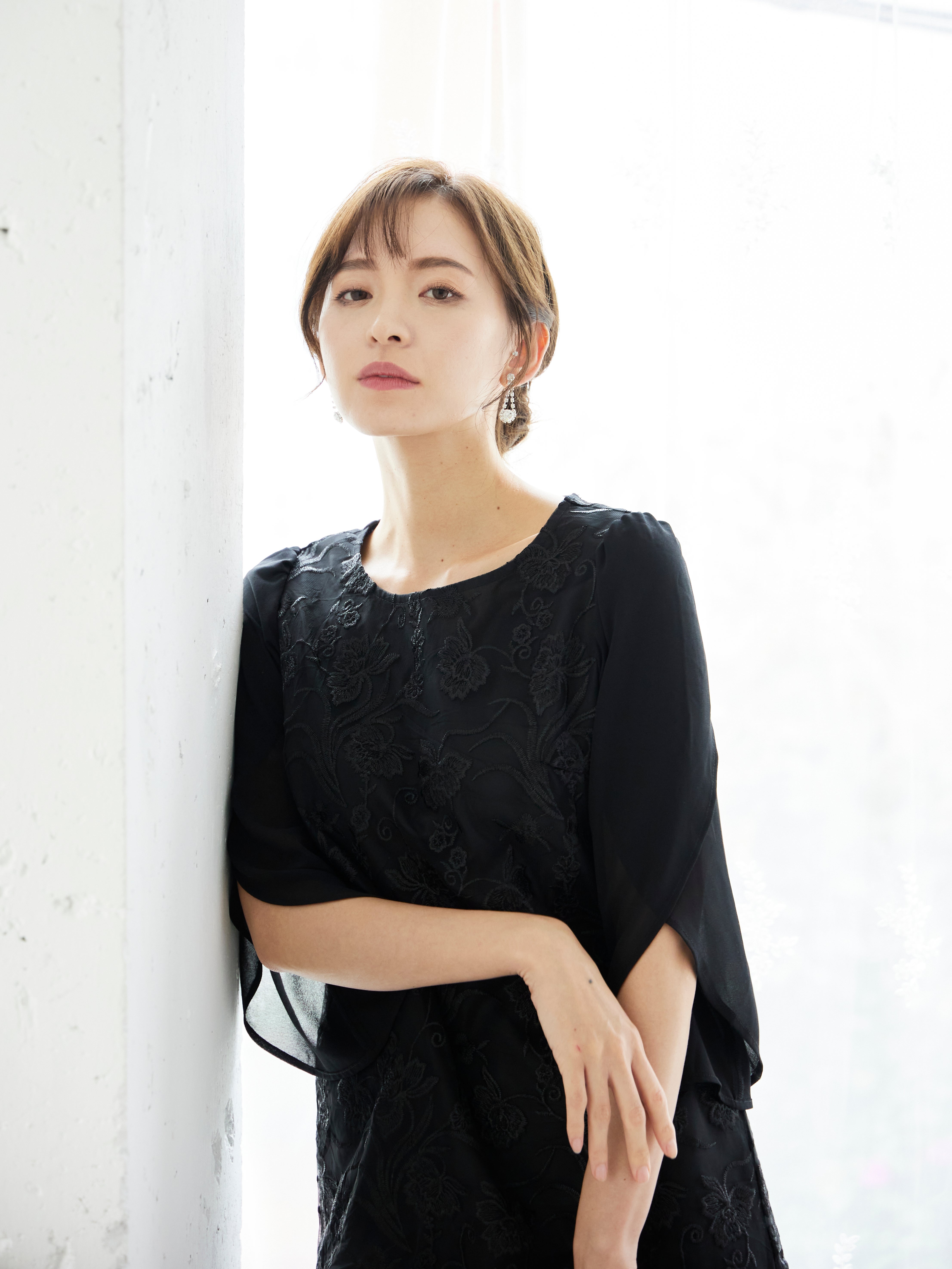 [レンタル] BELINDA DE CAPRIS 刺繍2枚袖 ワンピースドレス ブラックの宅配レンタル - 10