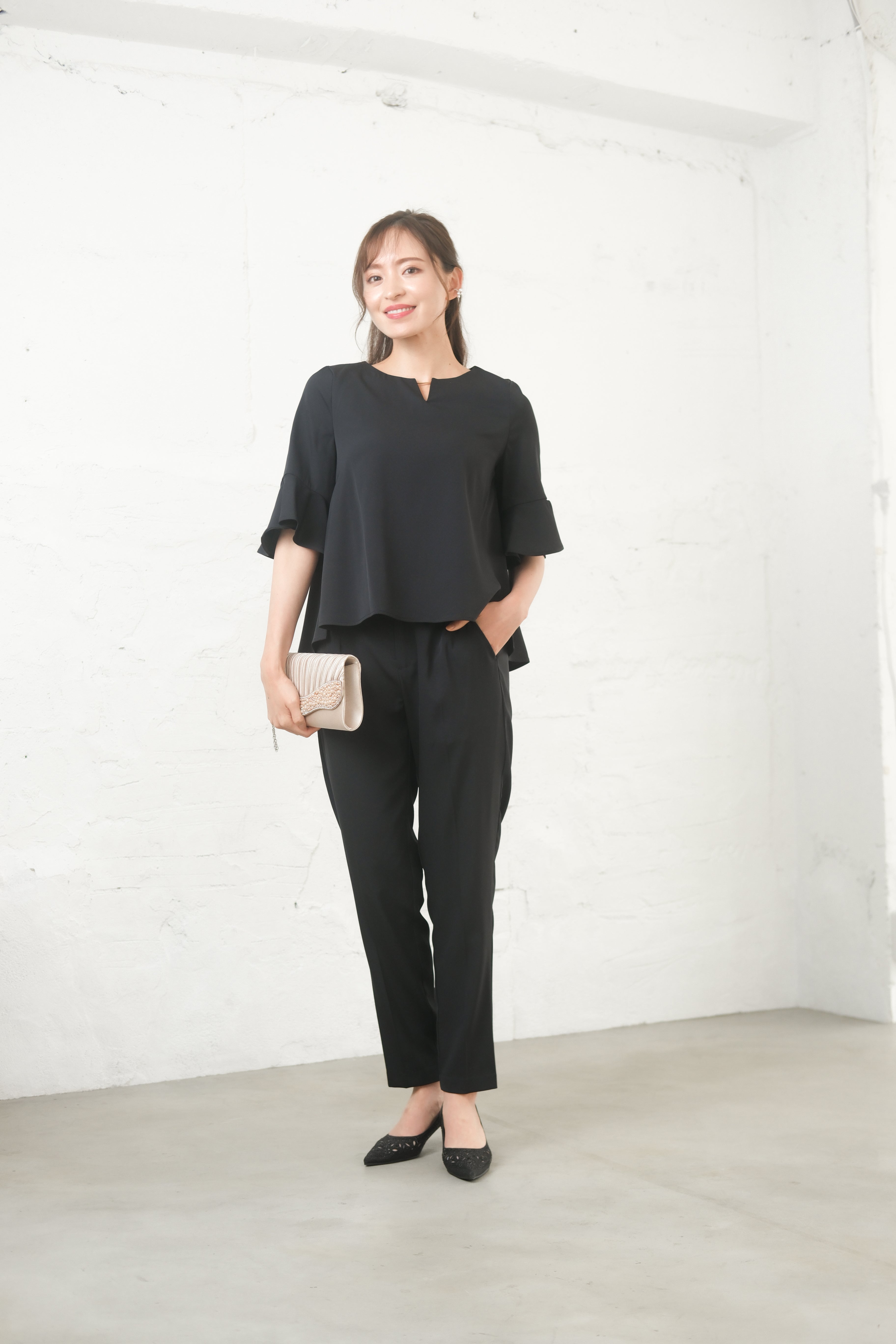 [レンタル] BELINDA DE CAPRIS パンツドレス バックレーストップス 2点セット ネイビーの宅配レンタル - 6