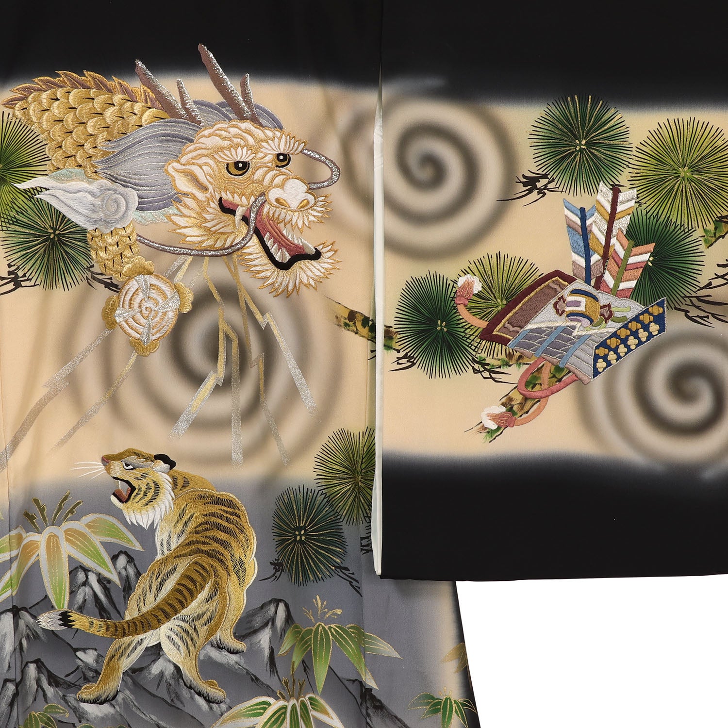 [レンタル] 男の子 お宮参り 産着 レンタル6点フルセット 正絹 刺繍龍虎 黒色の宅配レンタル - 3