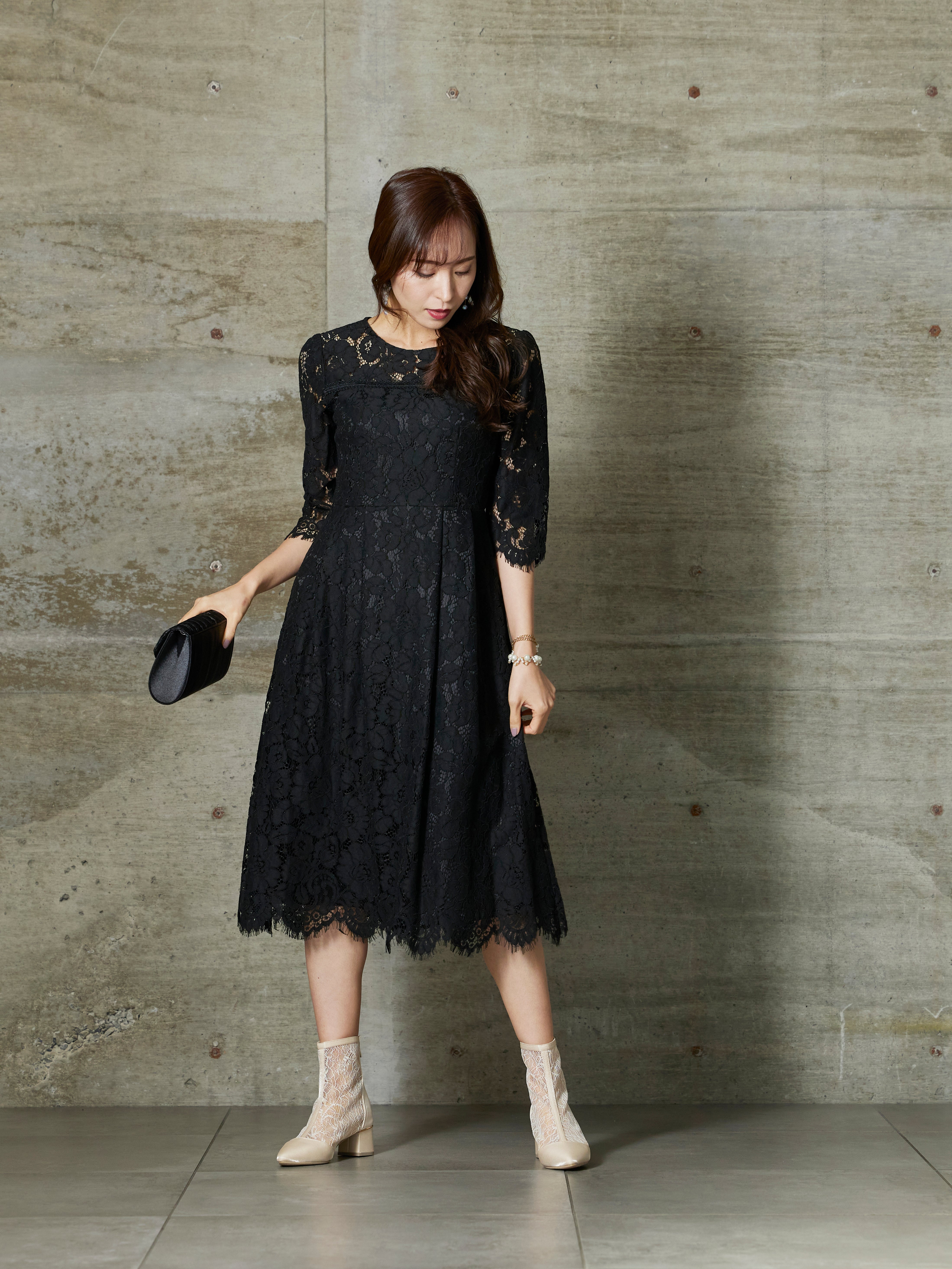 [レンタル] BELINDA DE CAPRIS 総レース ラウンドネックワンピースドレス ブラックの宅配レンタル - 2