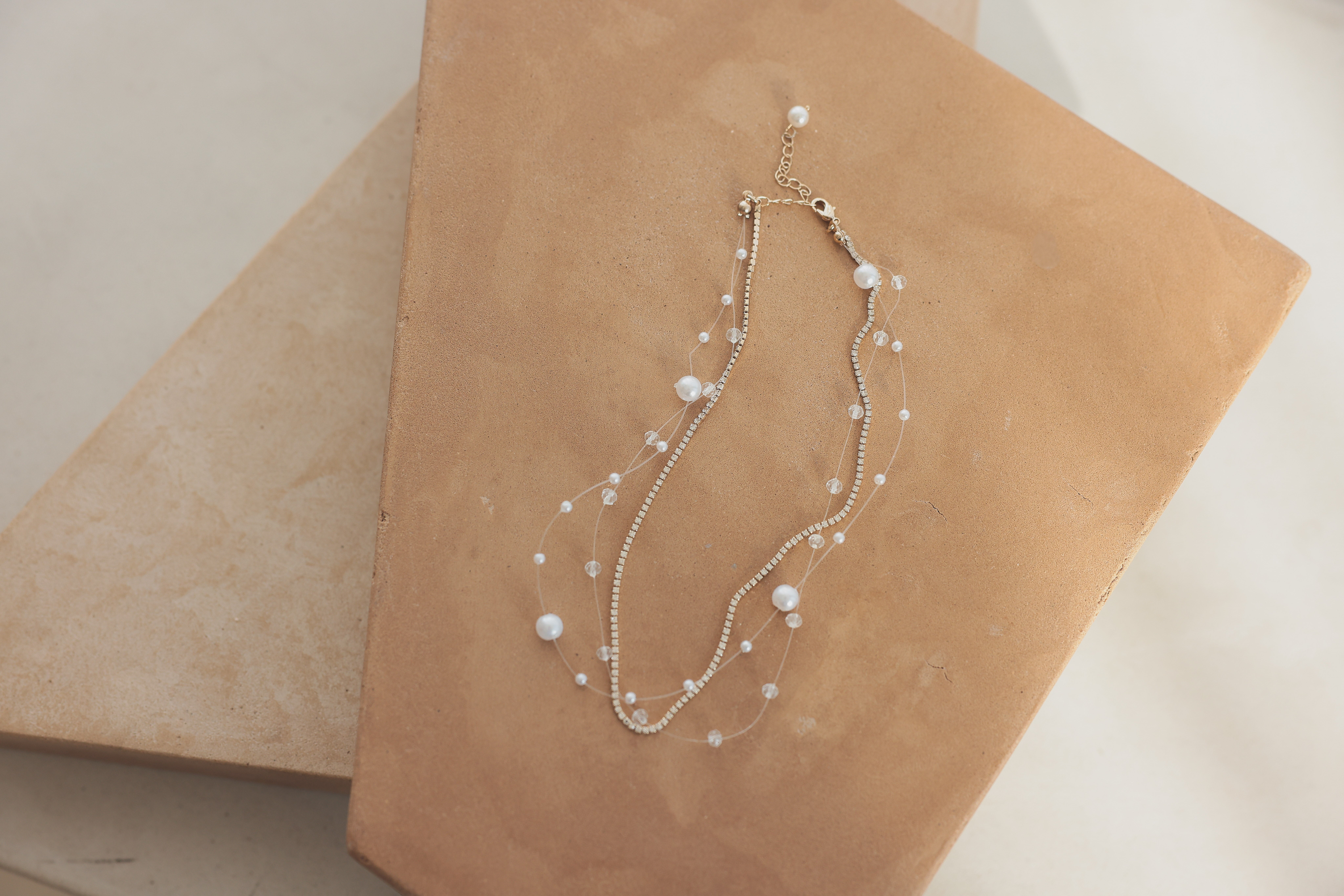 [レンタル] アートマリー 2WAYの3層ビジューパールネックレス シルバーの宅配レンタル - 5