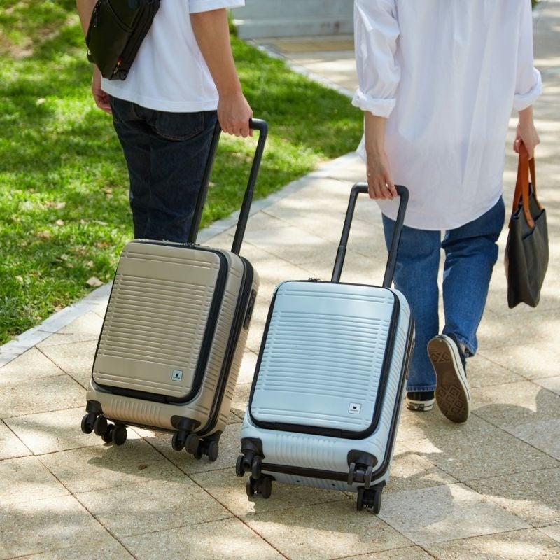 [レンタル] [1-3泊向けサイズ]BERMAS EURO CITY2 No.60295 フロントオープンファスナー38L 48cm ハードスーツケース ジェットブラックの宅配レンタル - 4