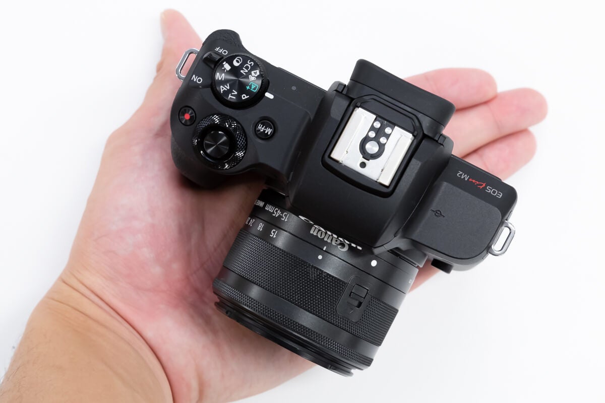 レンタル] CANON EOS Kiss M2 ダブルズームキット ミラーレス一眼