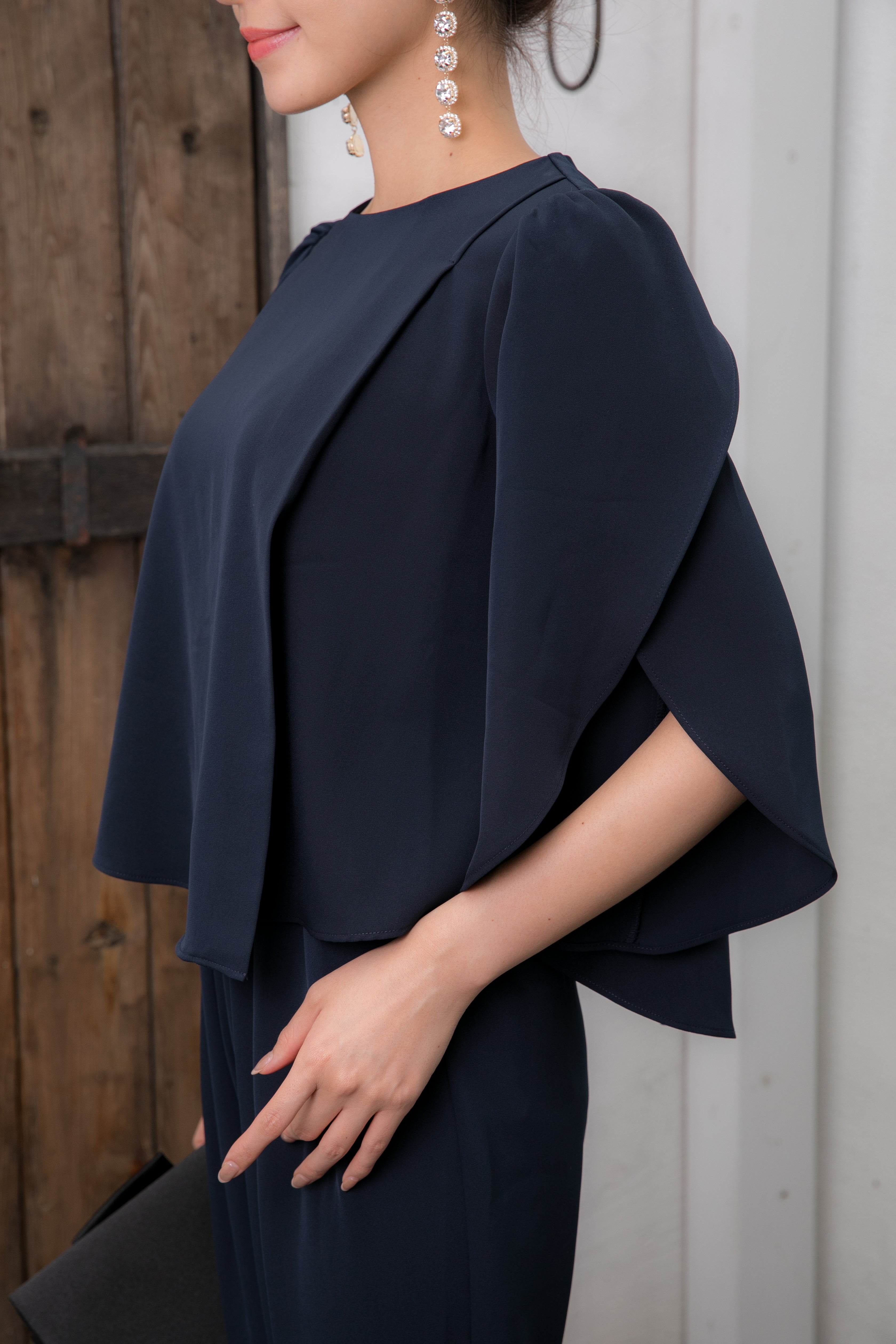 [レンタル] BELINDA DE CAPRIS チューリップスリーブ セットアップ パンツドレス ネイビーの宅配レンタル - 6