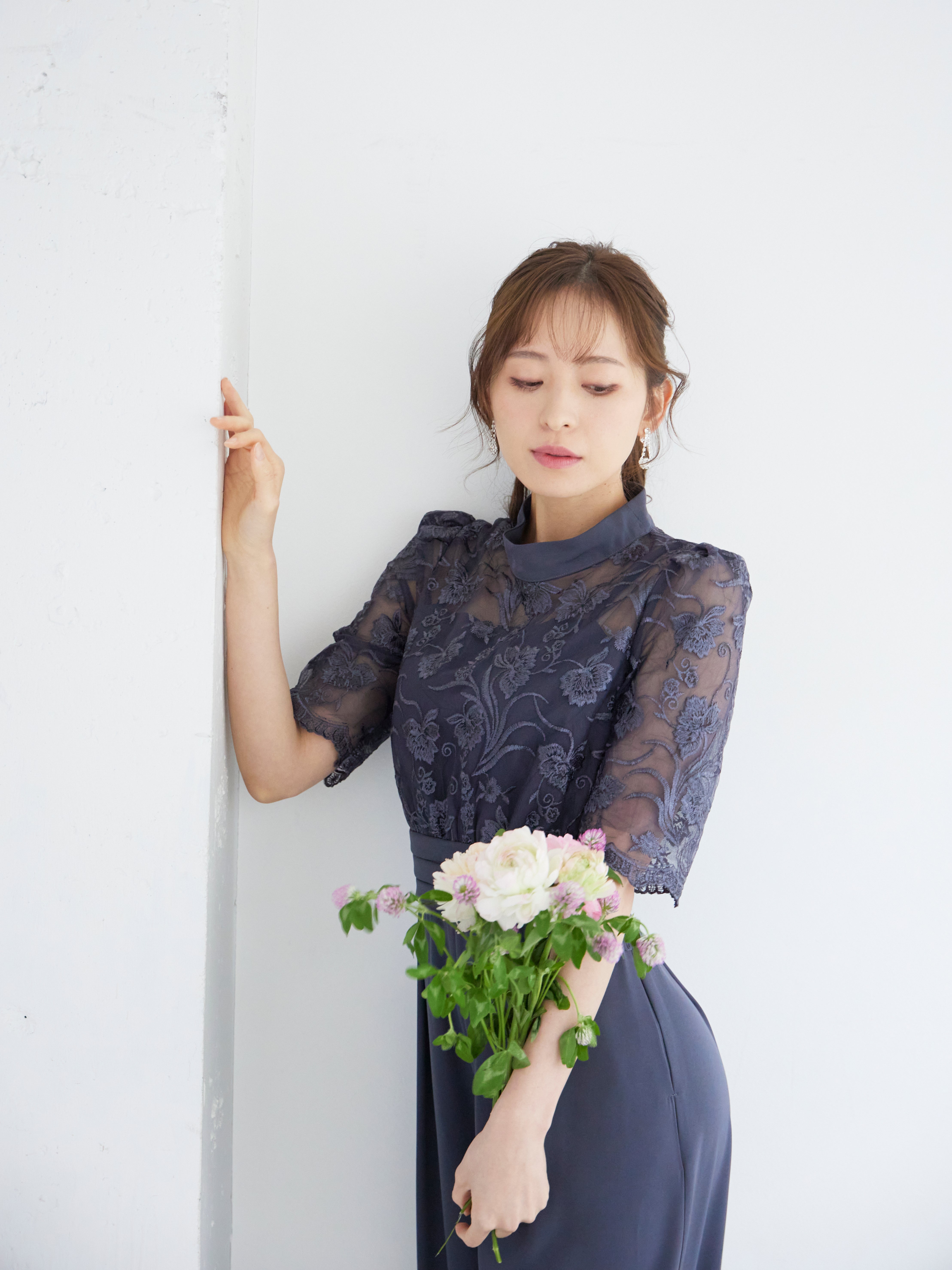 レンタル] BELINDA DE CAPRIS 刺繍レース オールインワン パンツドレス