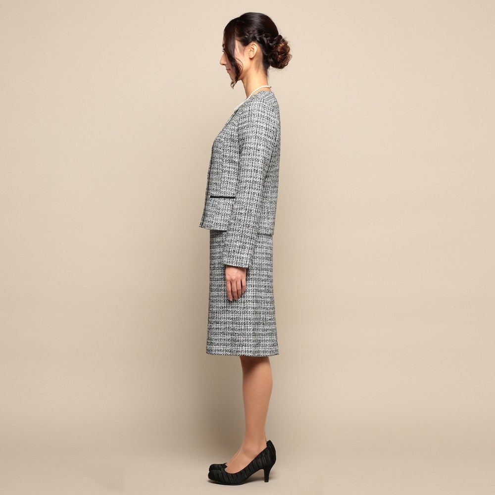 [レンタル] インディヴィ ツイード仕立て セレモニースーツ2点セット(ノーカラージャケット+スカート) ベージュ / グレーの宅配レンタル - 7