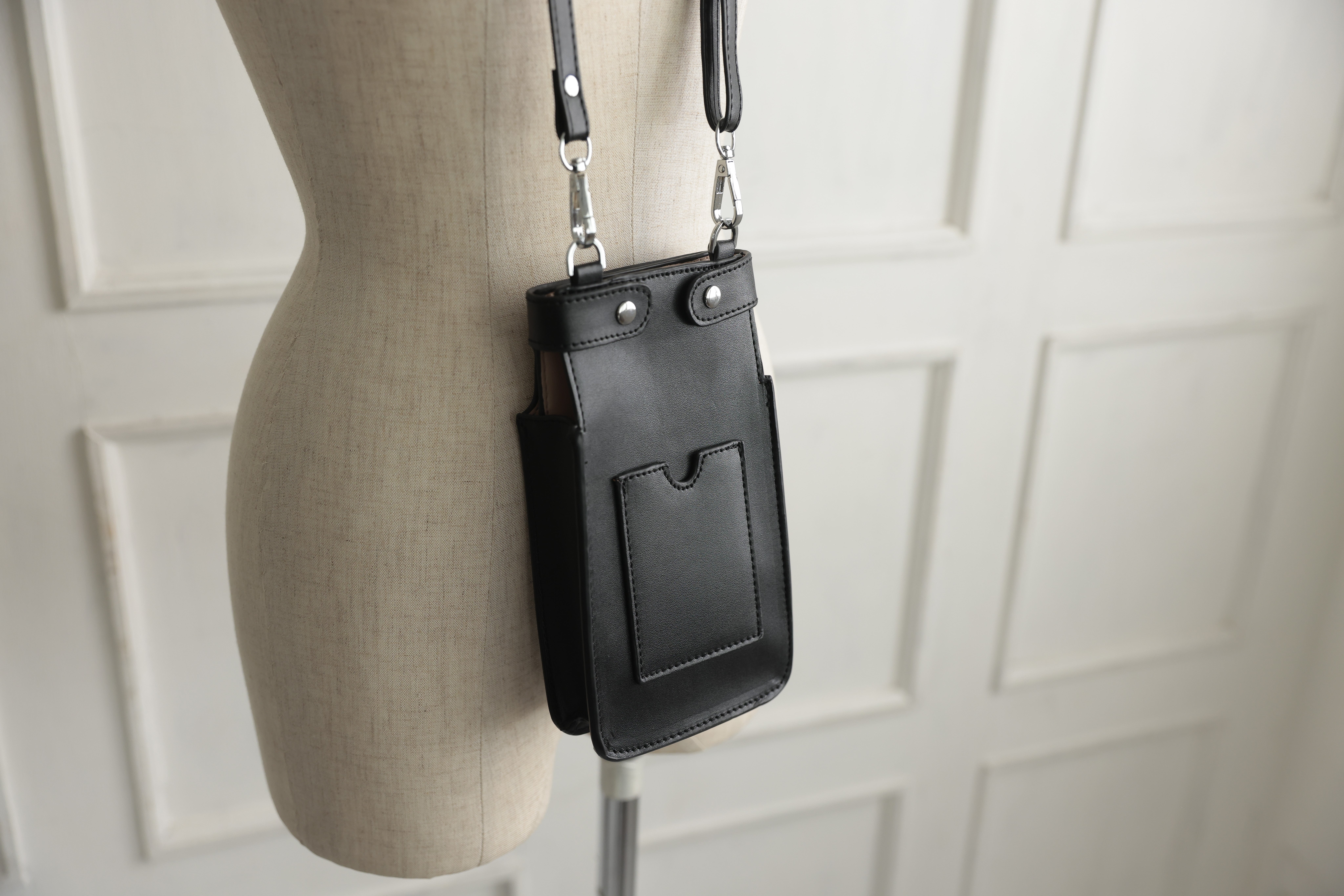 [レンタル] アートマリー スマホショルダーバッグ ブラックの宅配レンタル - 7