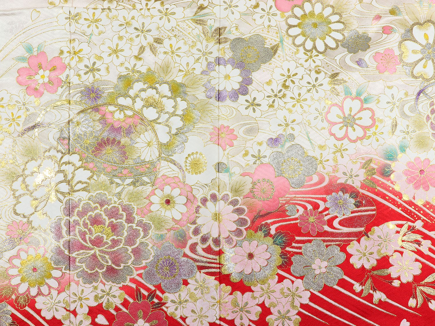 [レンタル] 女の子 お宮参り 産着 レンタル6点フルセット 正絹 金駒刺繍の鞠に流水に桜 白色に赤ぼかしの宅配レンタル - 5